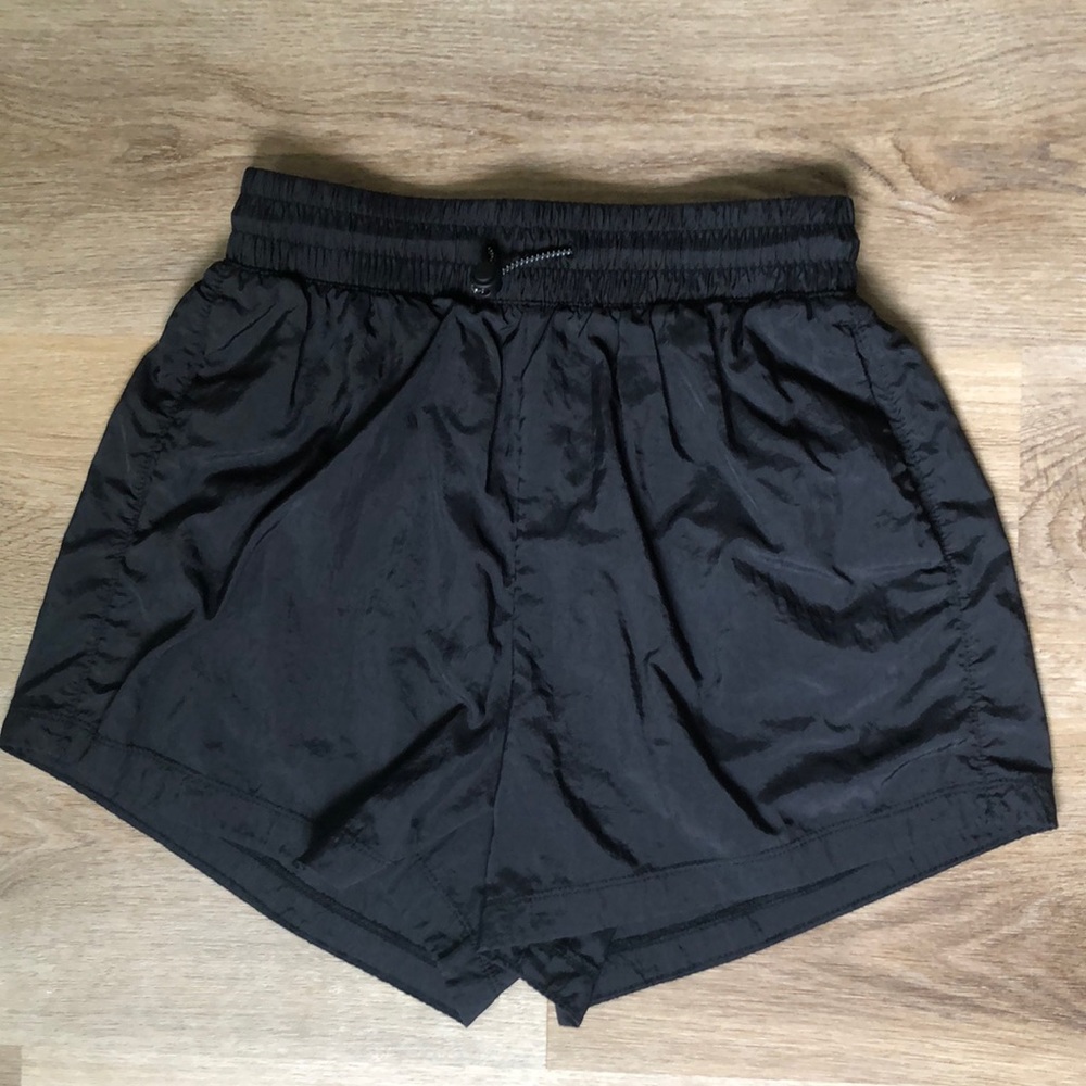 H&M Sport shorts